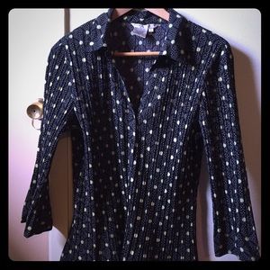 Crinkle dress top. Black with lime green design.